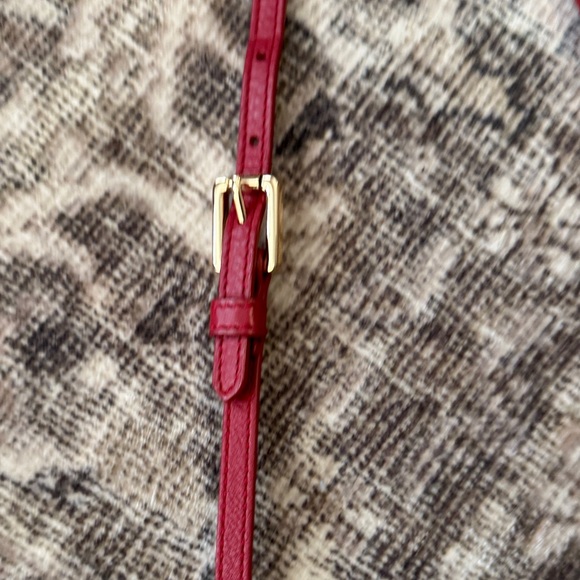 Tory Burch Elegant Red Crossbody Bag - Picture 3 of 8